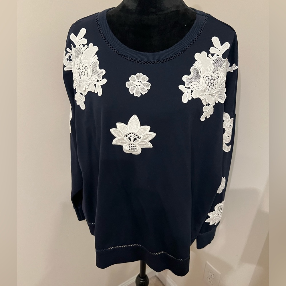 Like New! Victoria Beckham for Target Navy Blue Appliqué Sweatshirt, Sz 2X